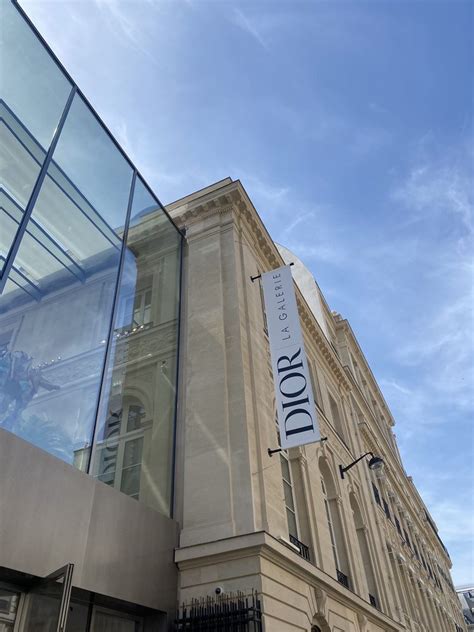 galerie dior 11 rue francois 1er|Dior la galerie hours.